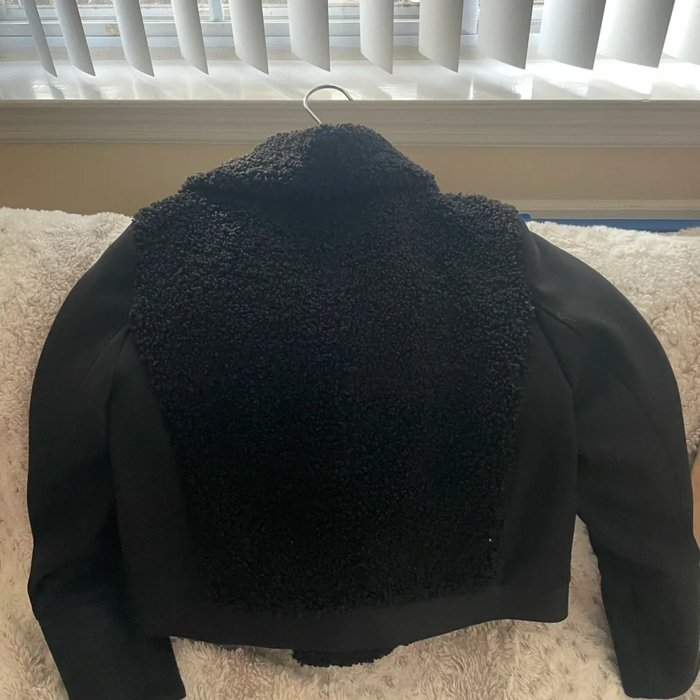 Jacket - Picture 2 of 4